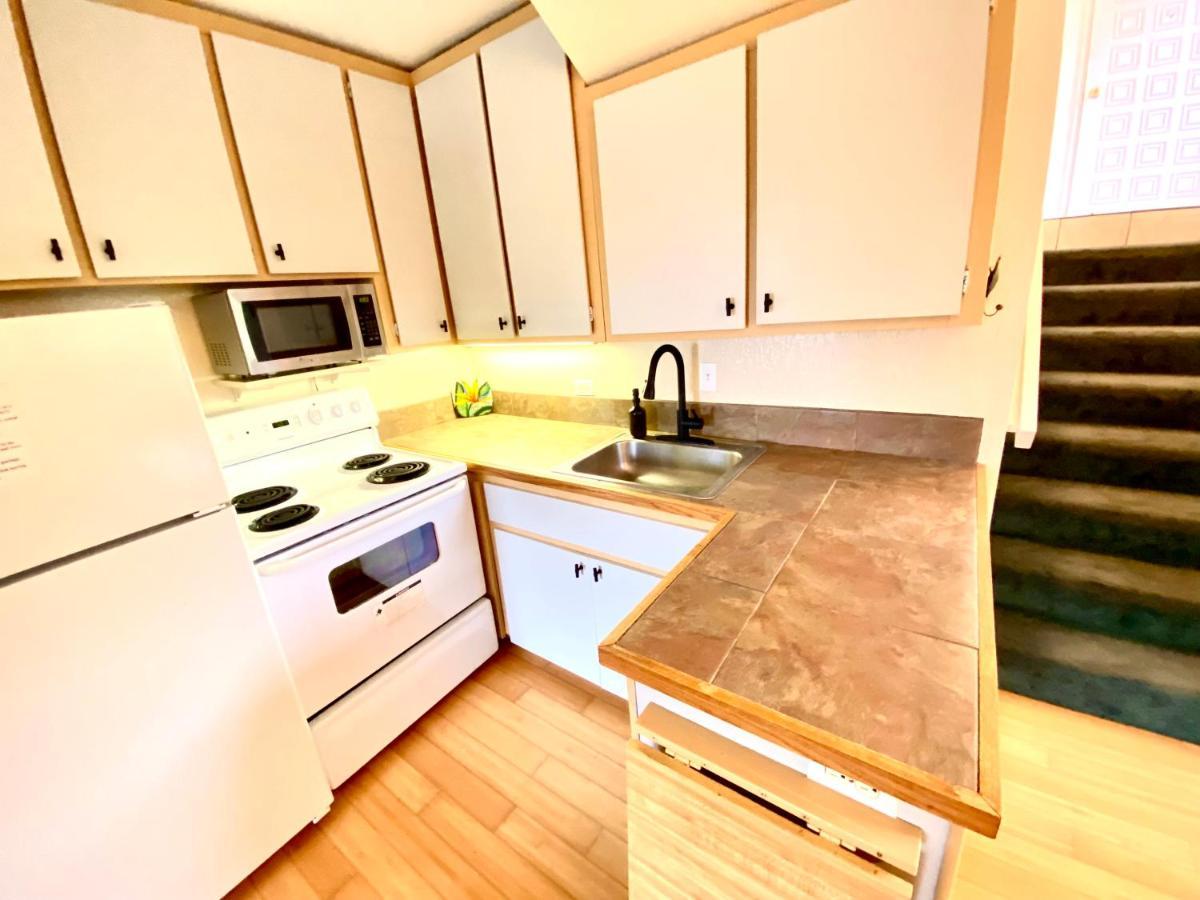 Charming 1 Bedroom Beach Condo Prime Location Great Value Pahala Esterno foto
